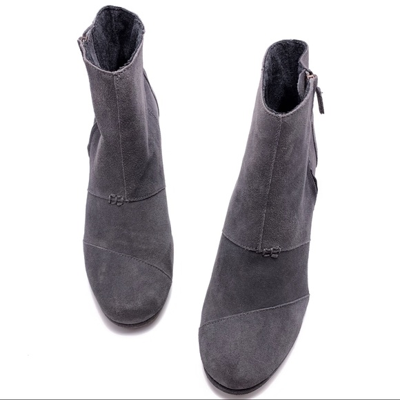 Toms Desert Gray Suede Wedge Booties 10 - Picture 2 of 8